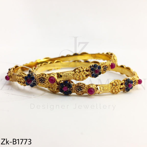 Golden classic bangles