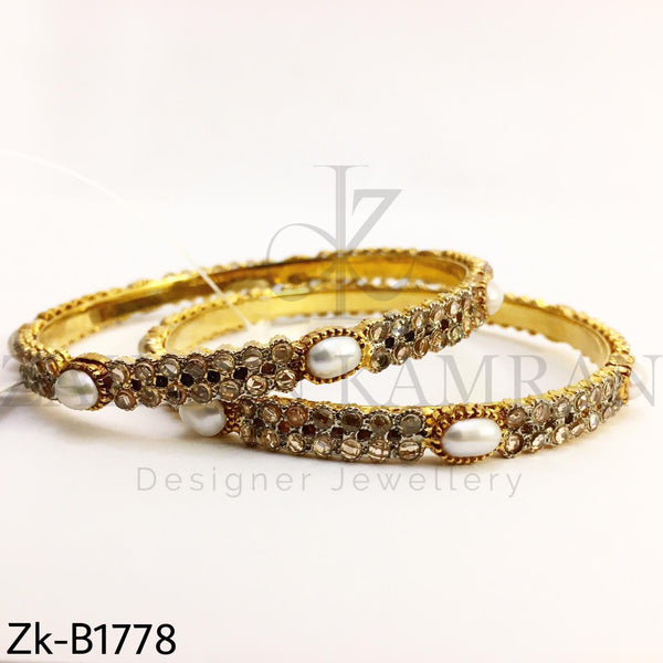 Champagne pearls bangle