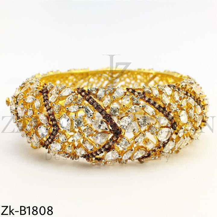 Signature broad bangles