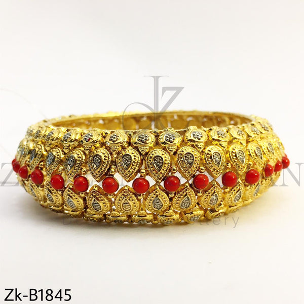 Classic bangle