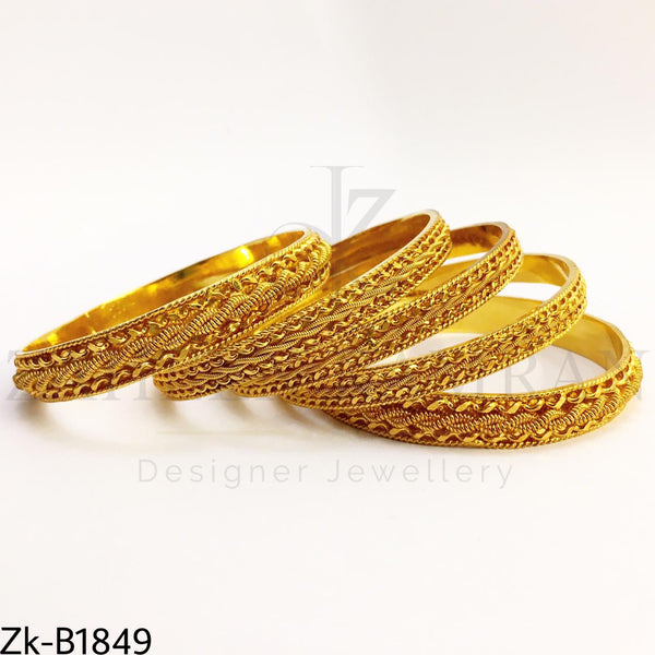 Springer bangles