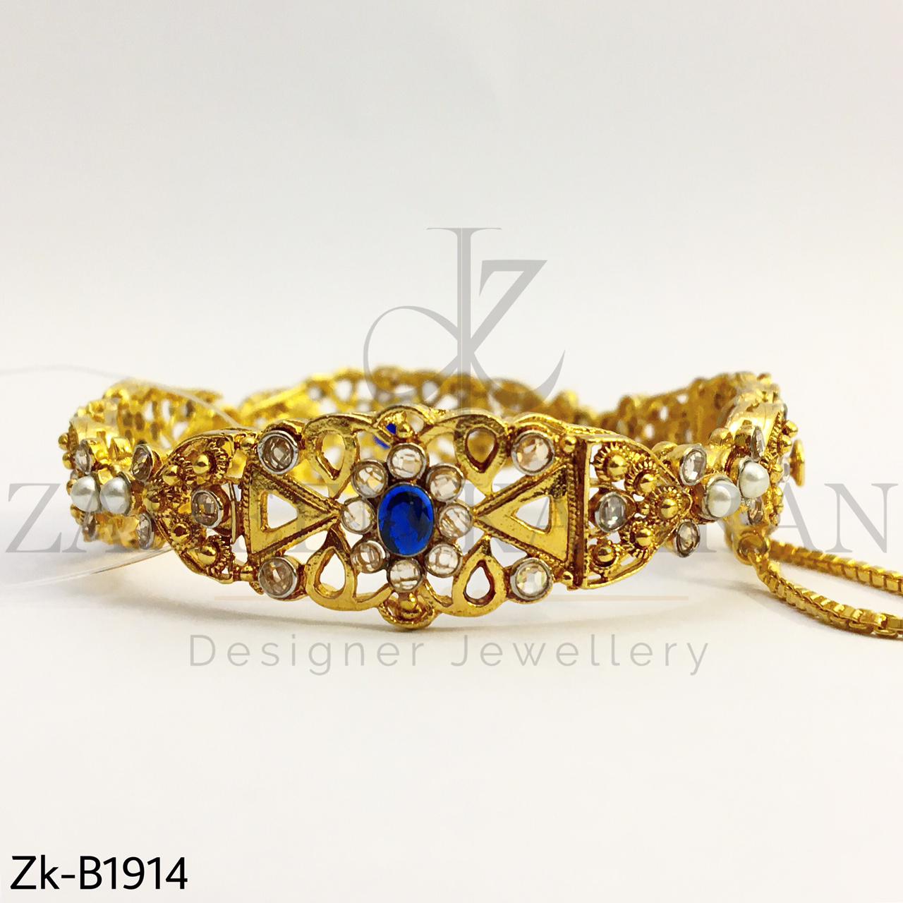 Sapphire cutwork bangle
