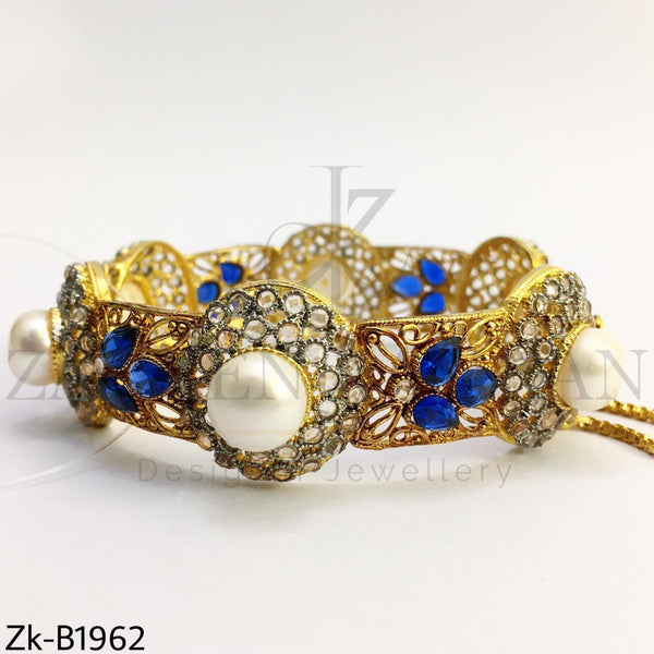 Heritage bangle