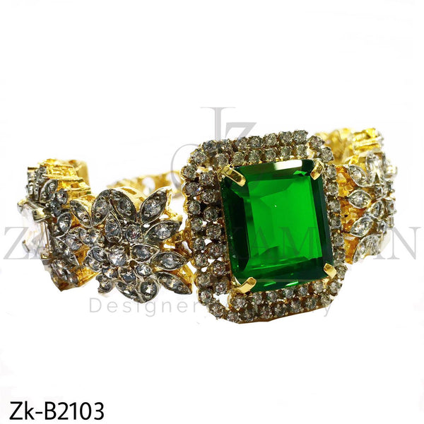 Stylish Emerald Bracelet