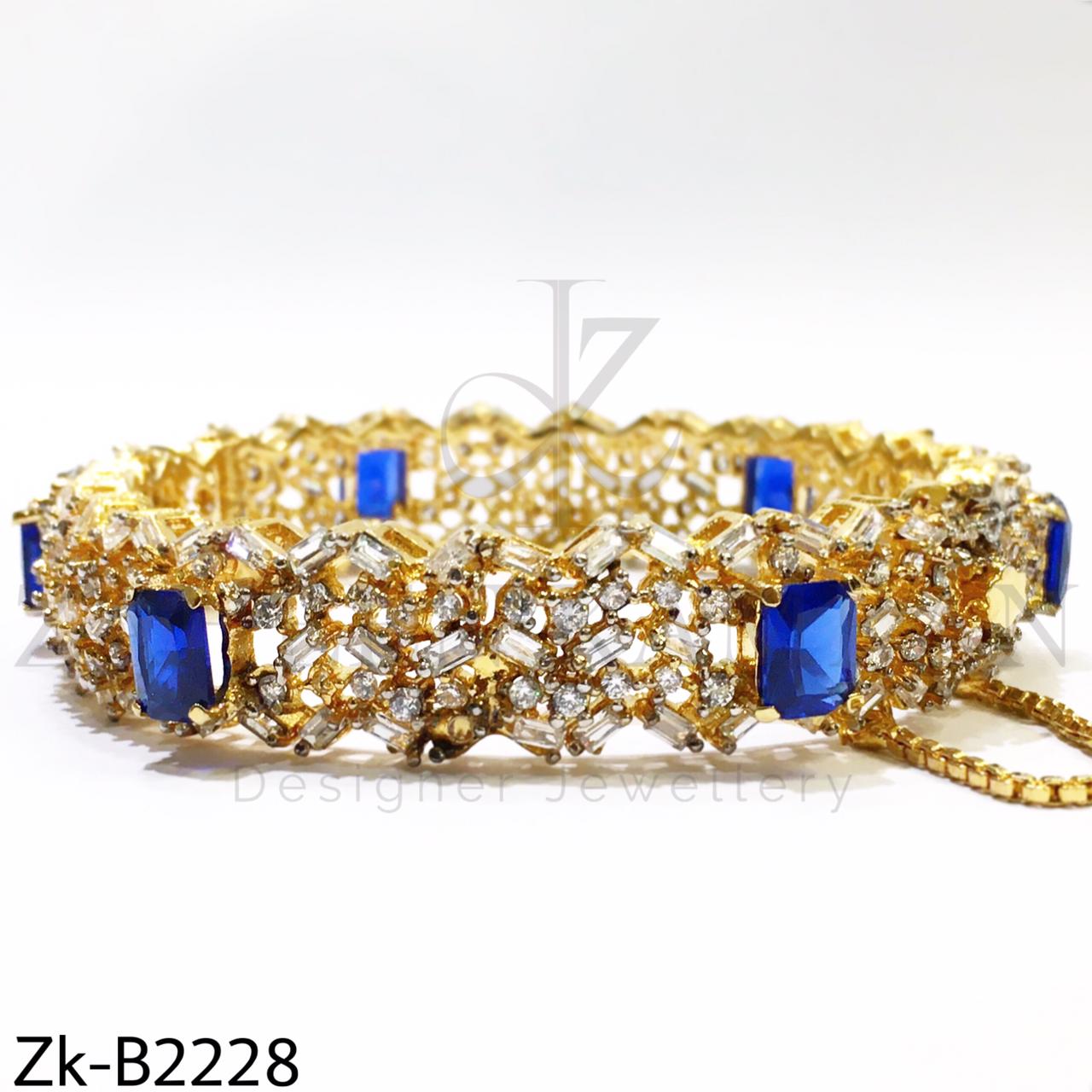 Stylish sapphire bangle