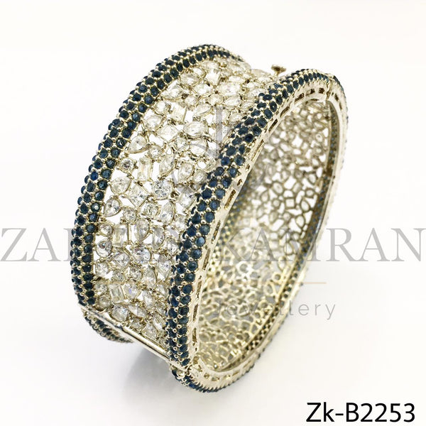 Silver signature bangle