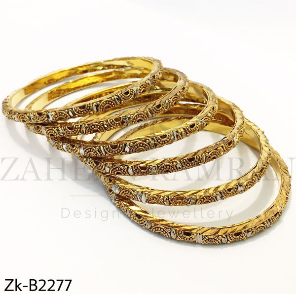 Detailed bangles