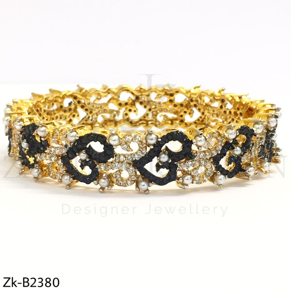 Black zirconian bangle