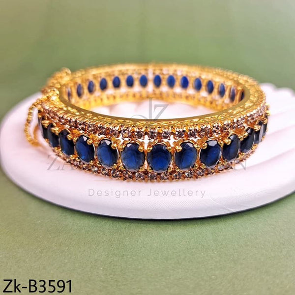 GLORIOUS BANGLE