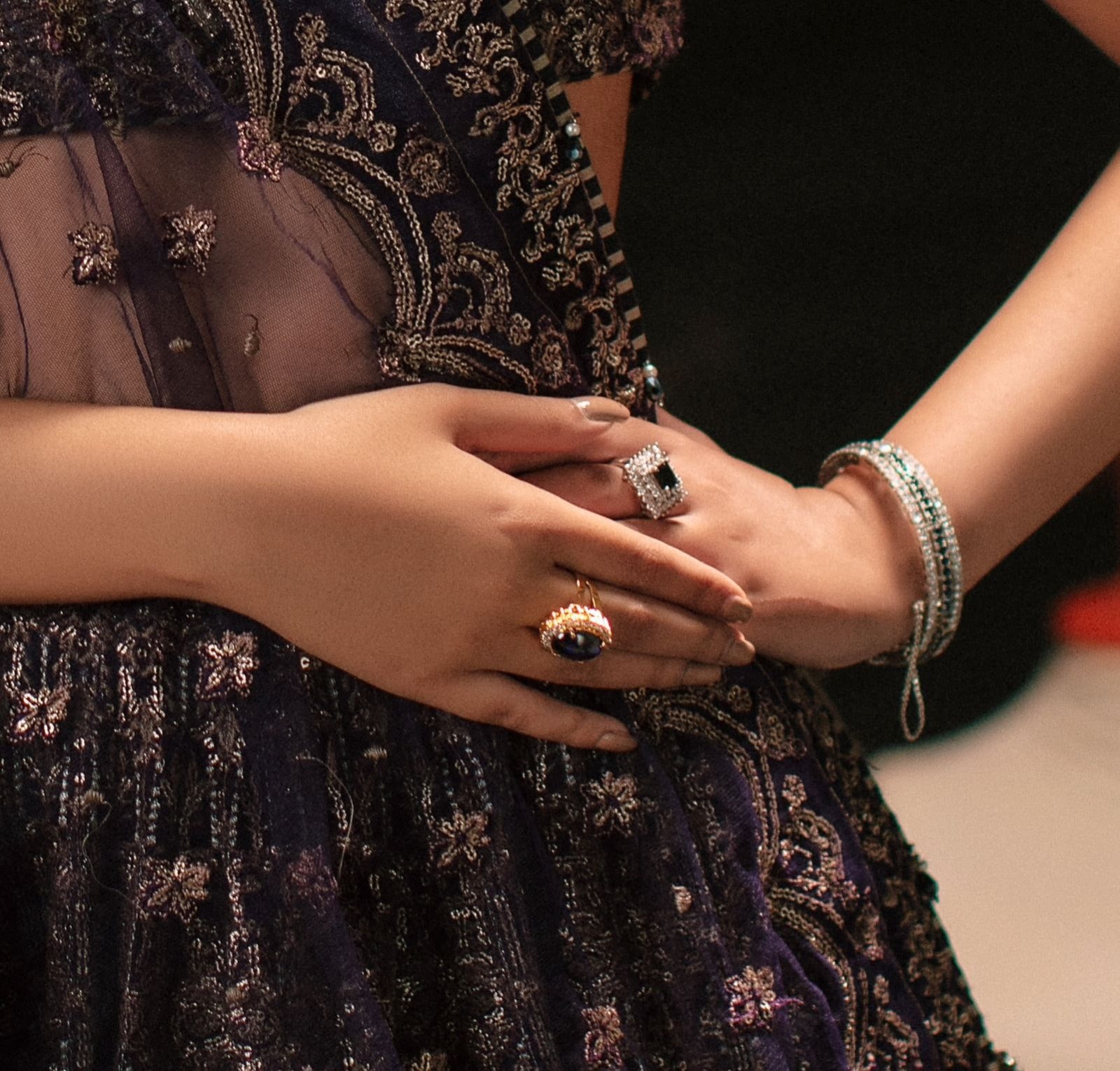 SAPPHIRE SILVER BANGLE