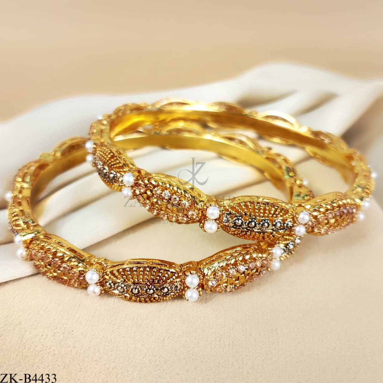 POLKI BANGLES
