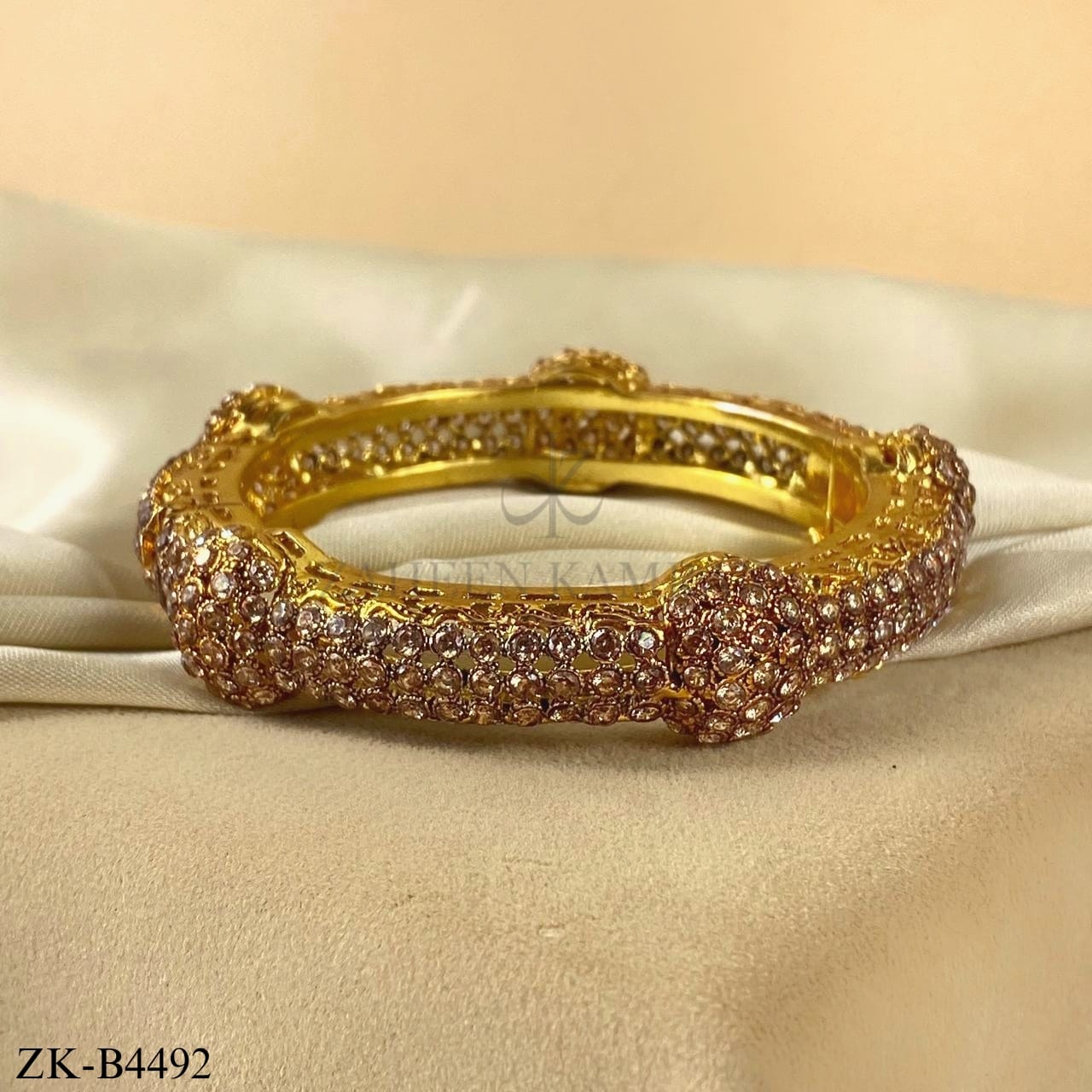POLKI BANGLE
