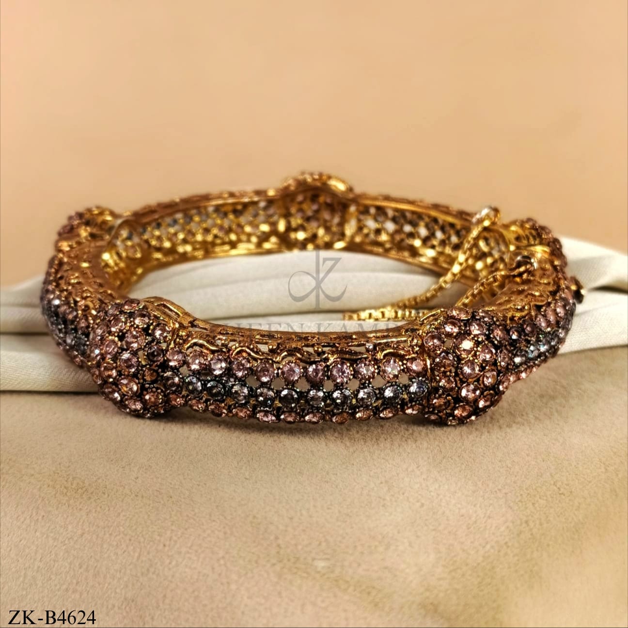 COFFEE STONES BANGLE