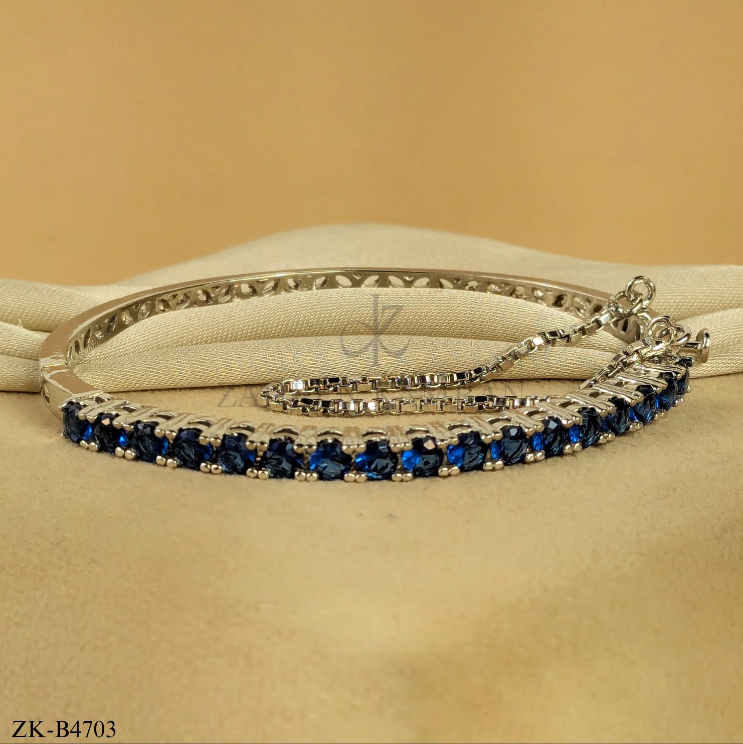 SAPPHIRE BANGLE