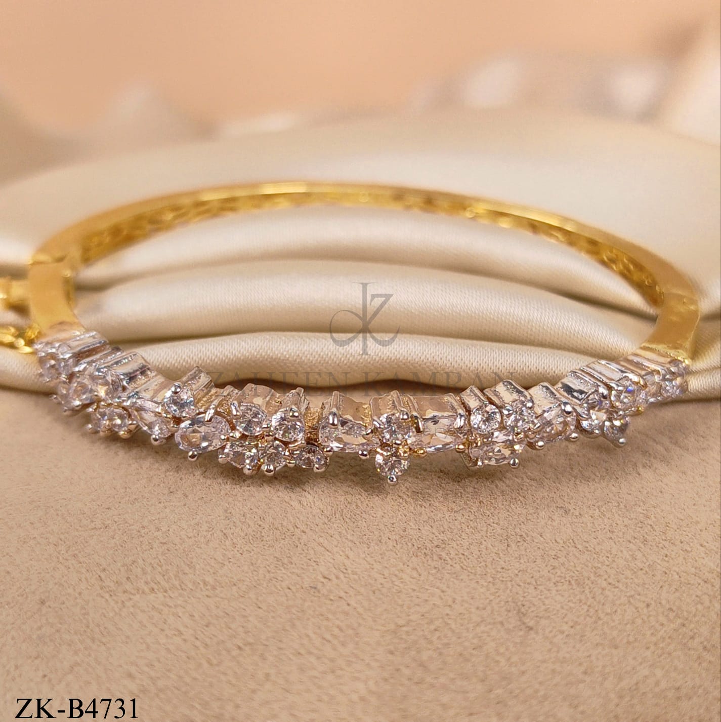 ZIRCONIAN BANGLE