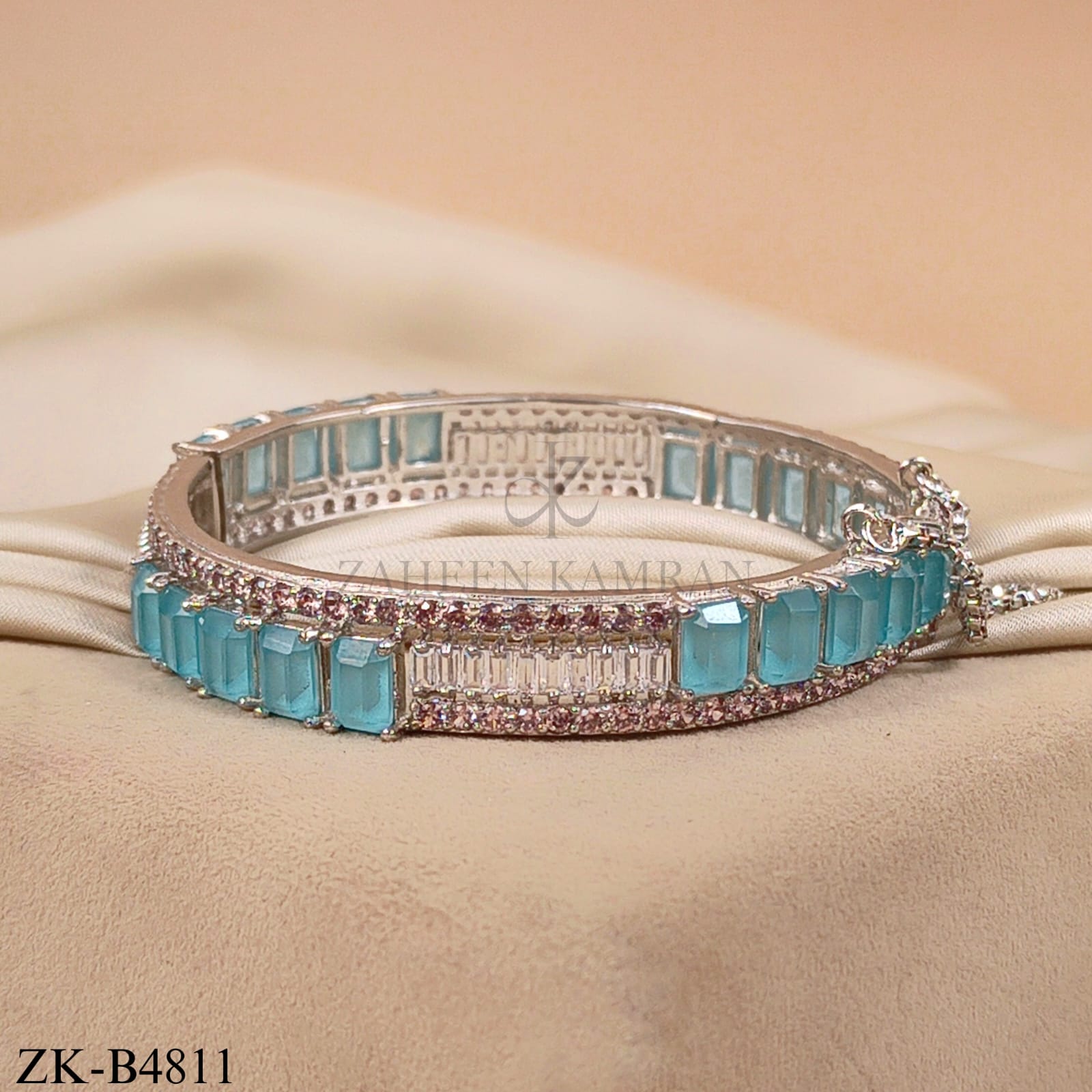 AQUA BLUE BANGLE
