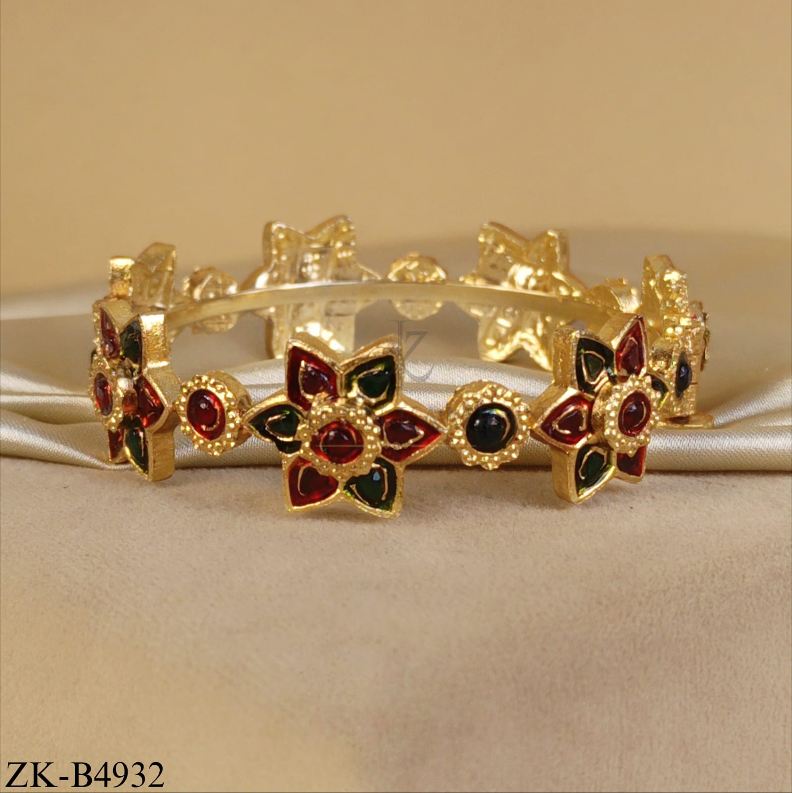 RUBY EMERALD FLORAL COLDEN CUFF BANGLE