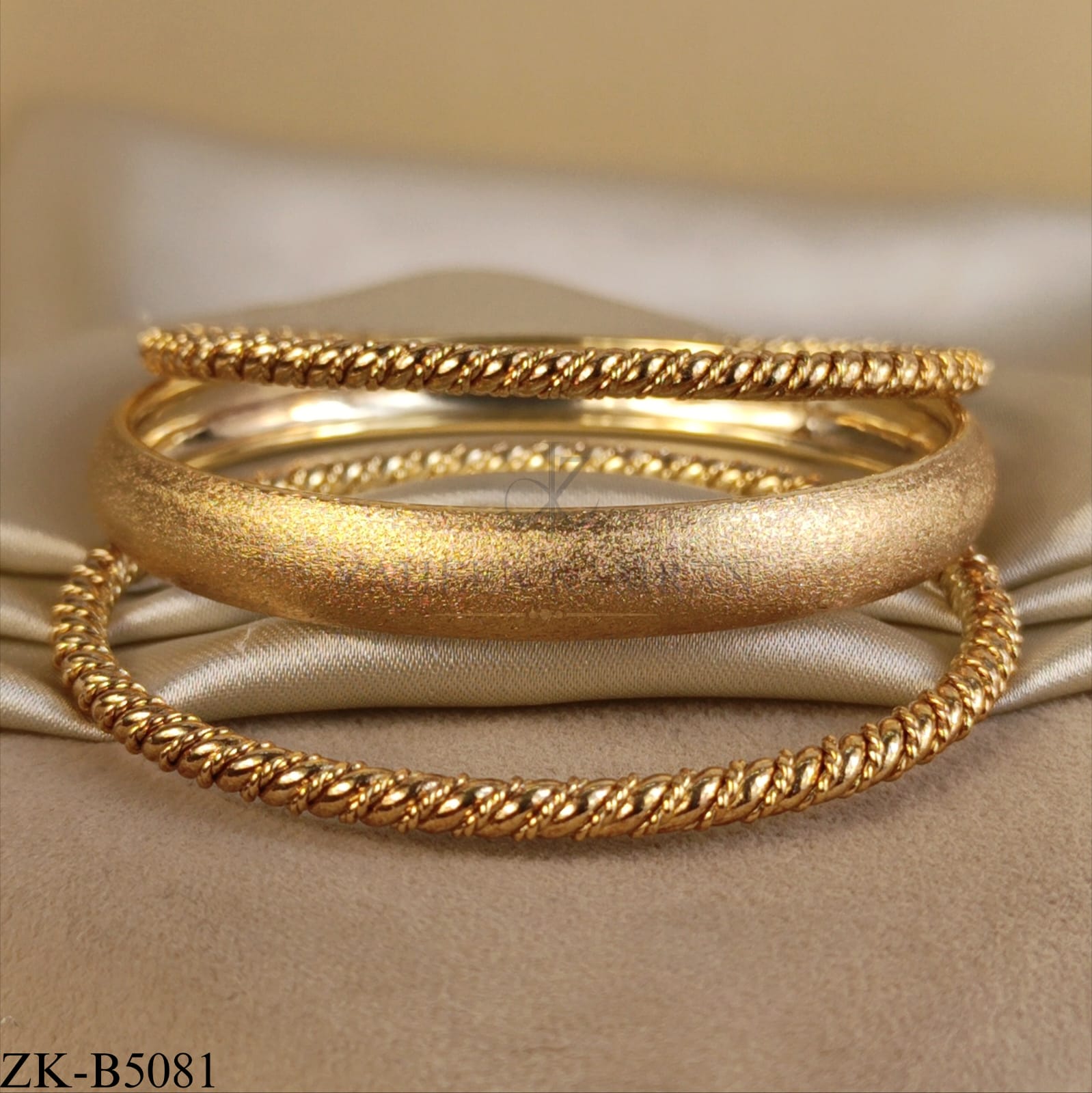 TWISTED MATTE BANGLES