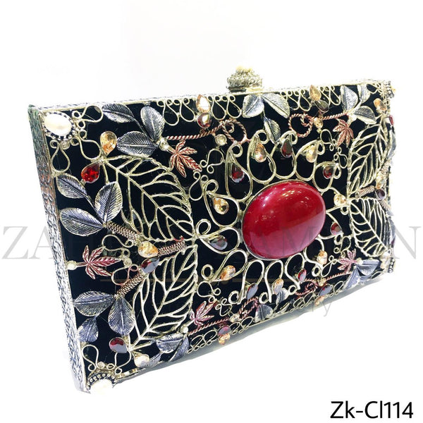 Detailed signt clutch