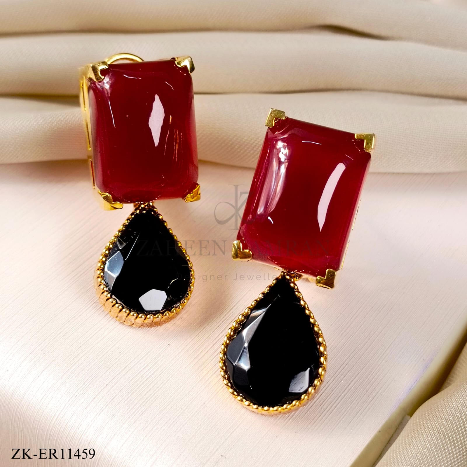 GARNET EARRINGS