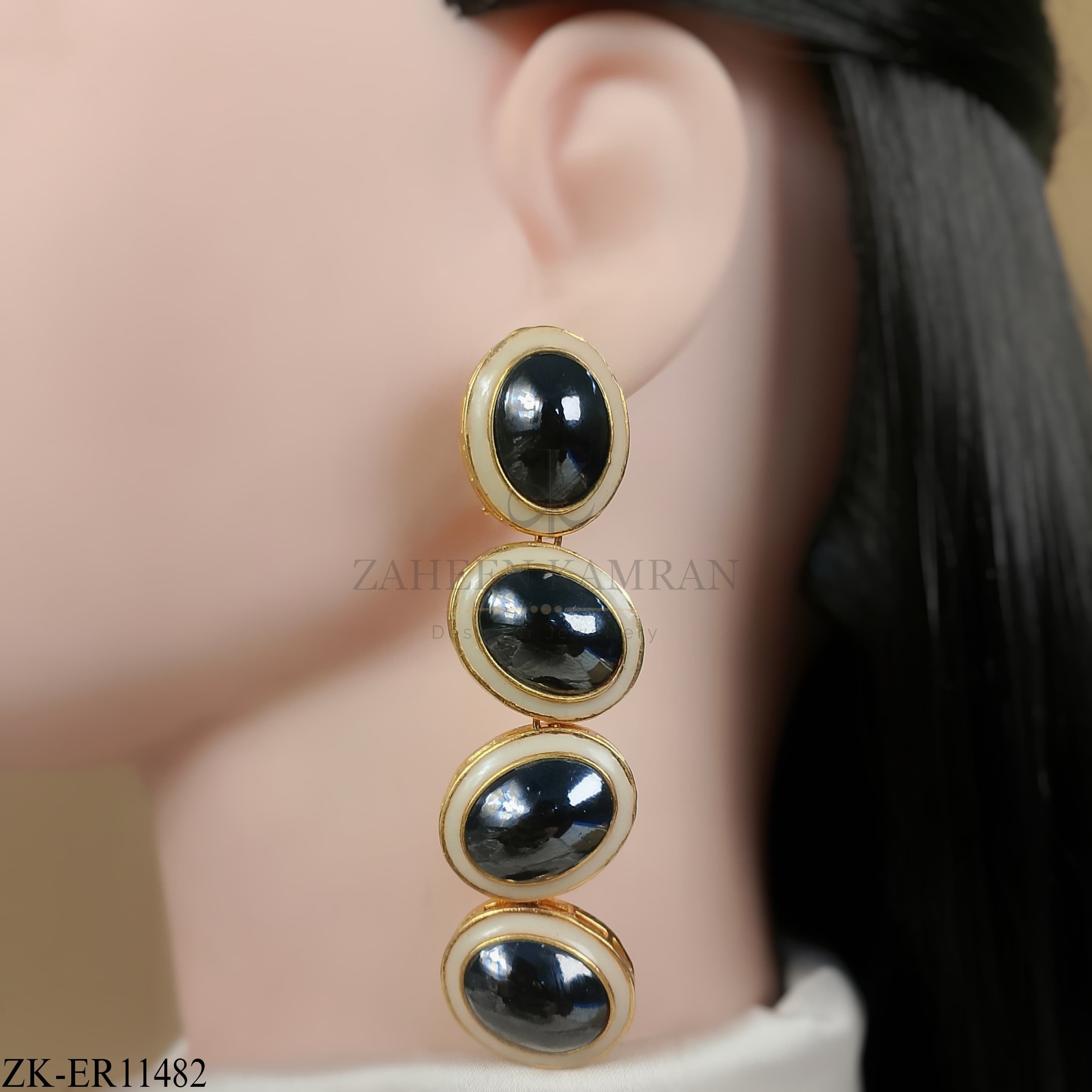 OVATE EARRINGS