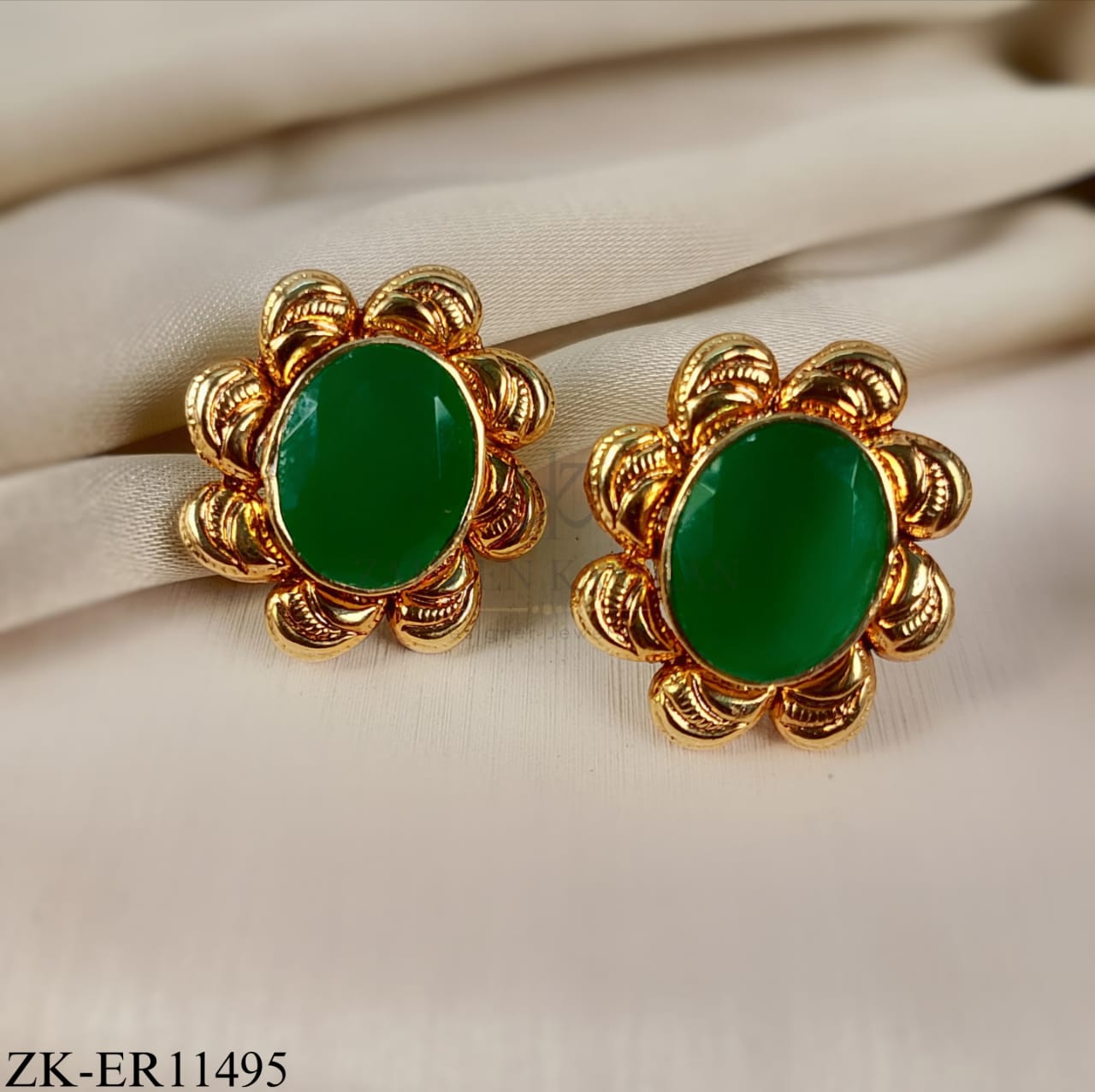 EMERALD EARRINGS