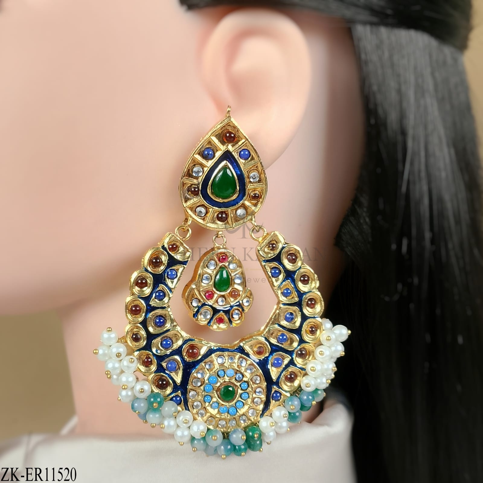 EMERALD EARRINGS