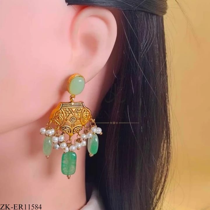 EMERALD EARRINGS