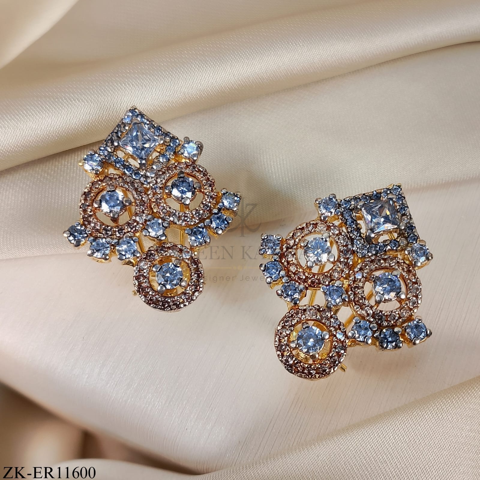 ZIRCONIAN EARRINGS