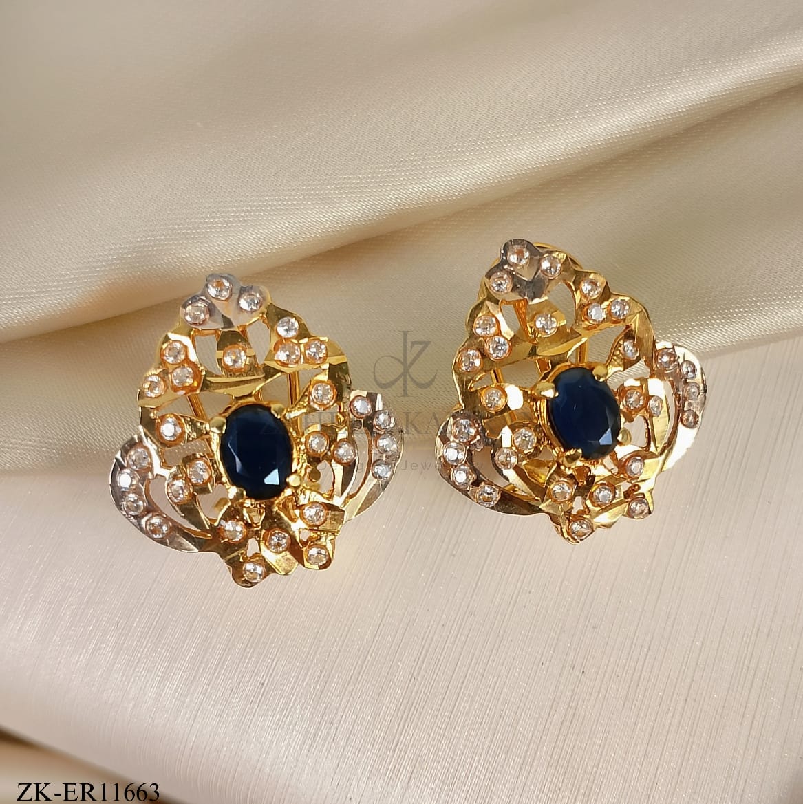 SAPPHIRE EARRINGS