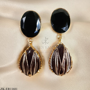 PETALS EARRINGS