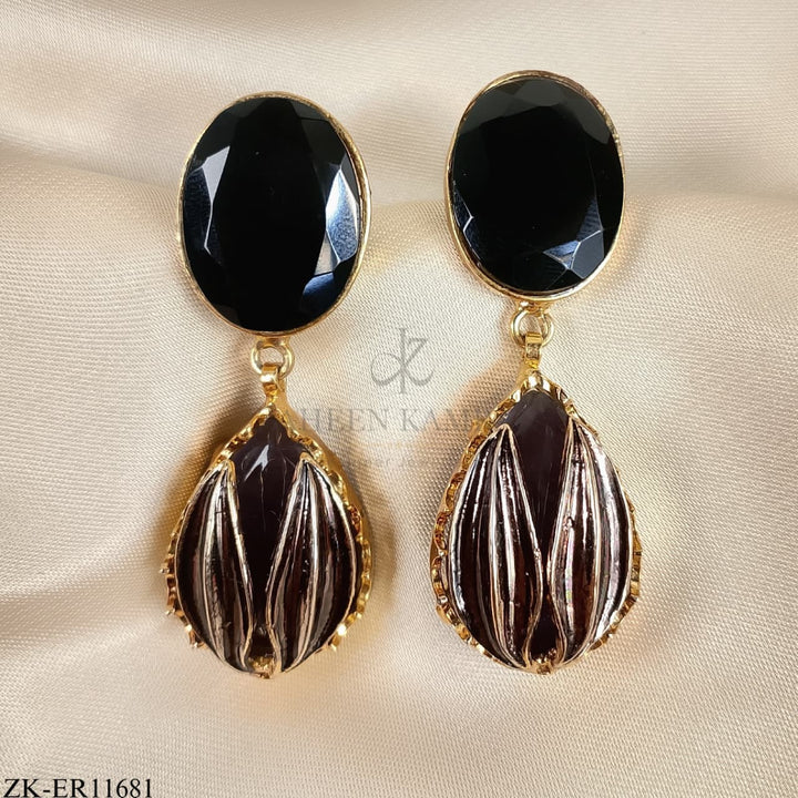 PETALS EARRINGS