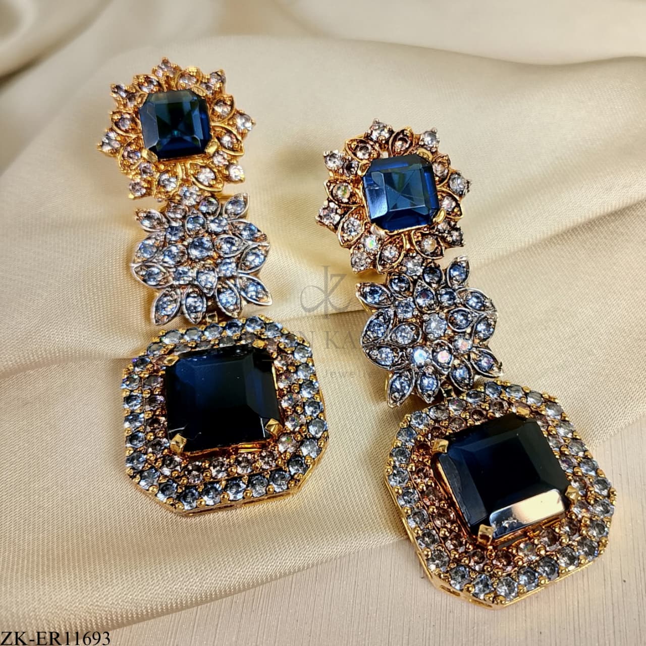 SAPPHIRE EARRINGS