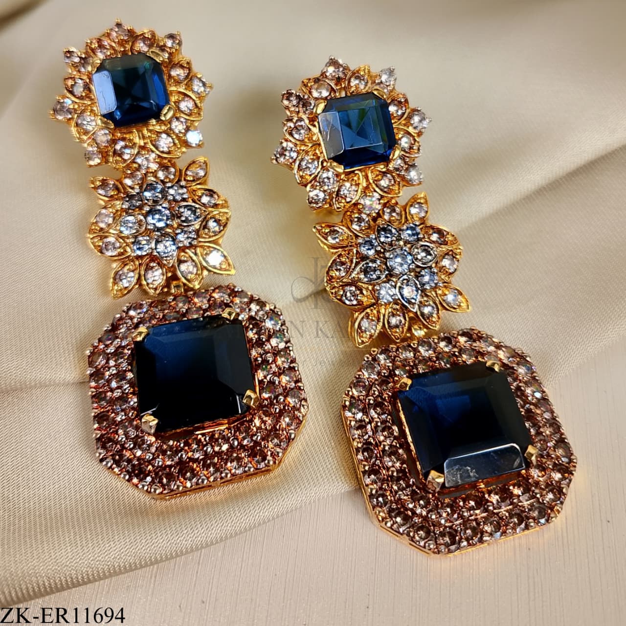 SAPPHIRE EARRINGS