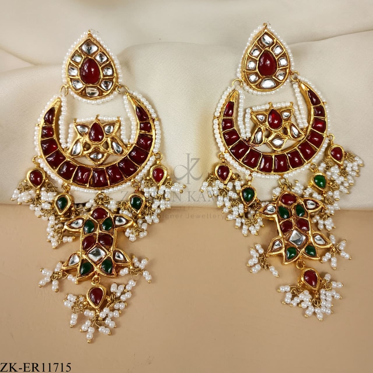 GARNET EMERALD EARRINGS