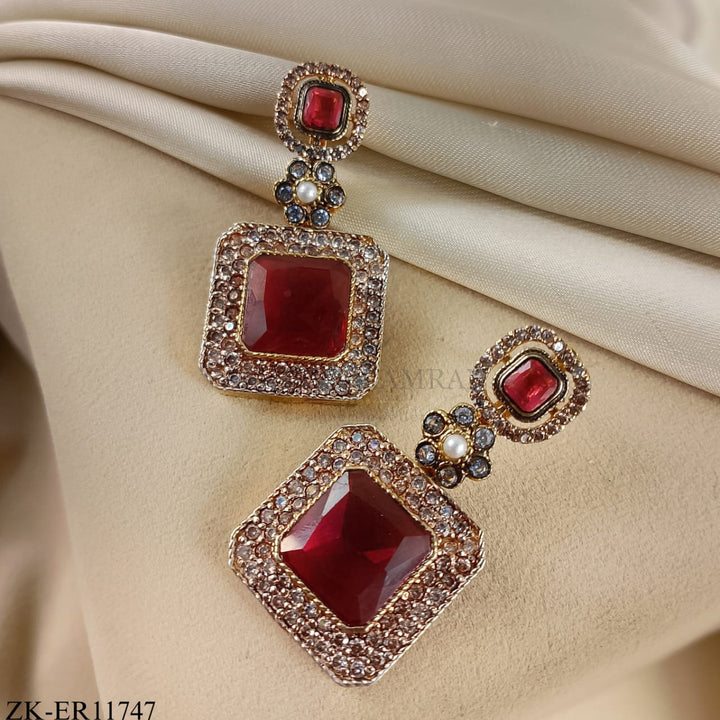 GARNET FLORA EARRINGS