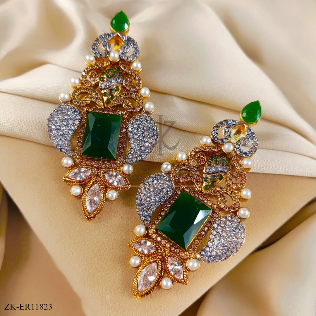 EMERALD EARRINGS