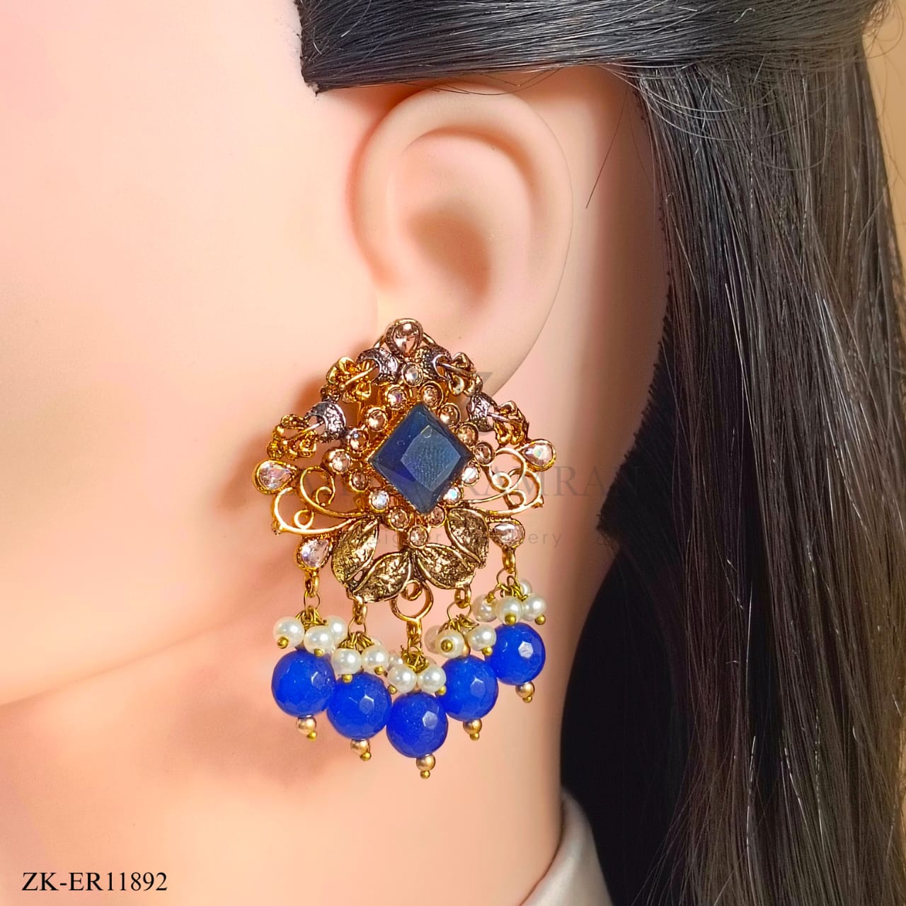 SAPPHIRE EARRINGS