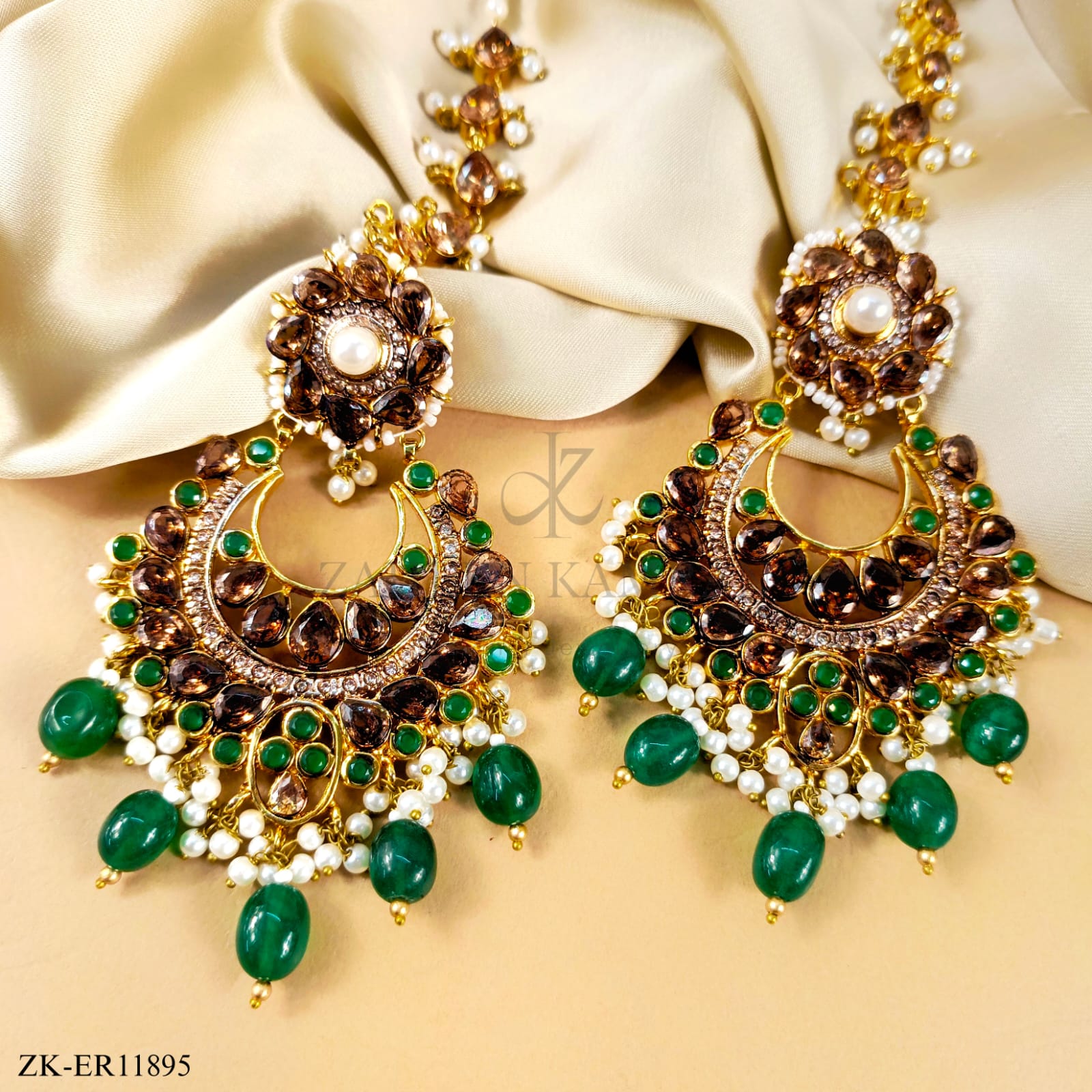 EMERALD EARRINGS