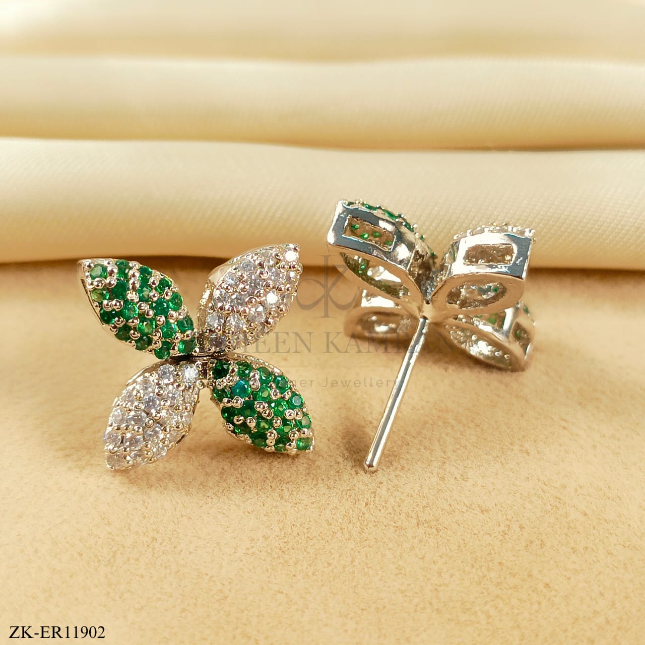 EMERALD EARRINGS