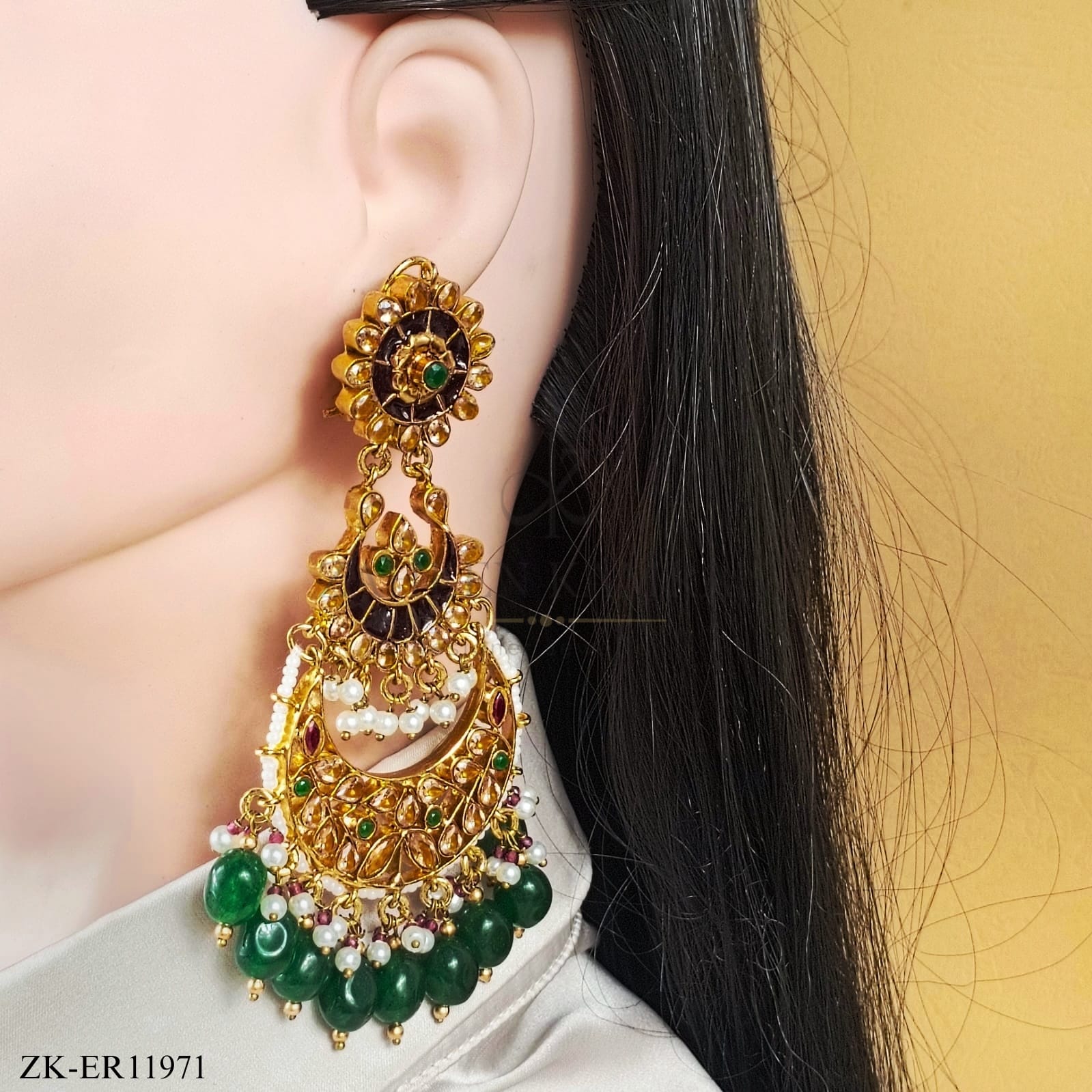 EMERALD EARRINGS