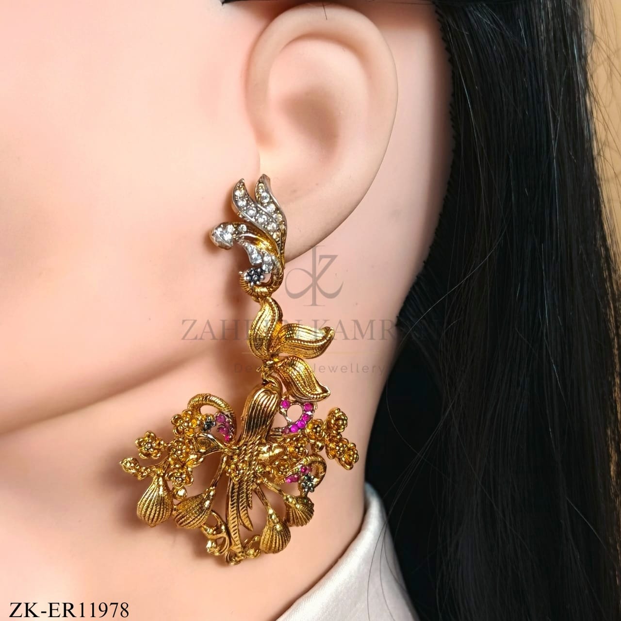 ANTIQUE PETALS EARRINGS