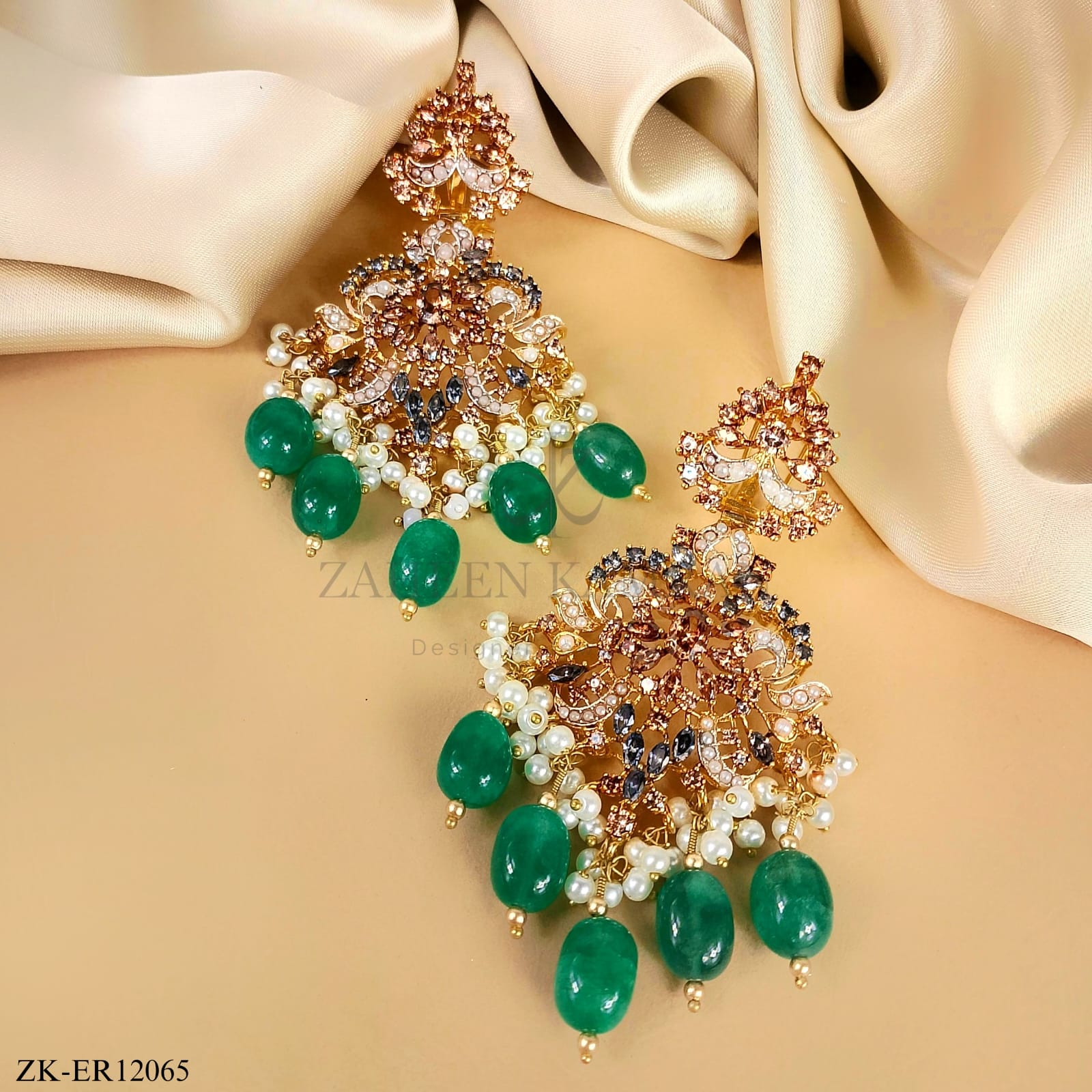 EMERALD EARRINGS