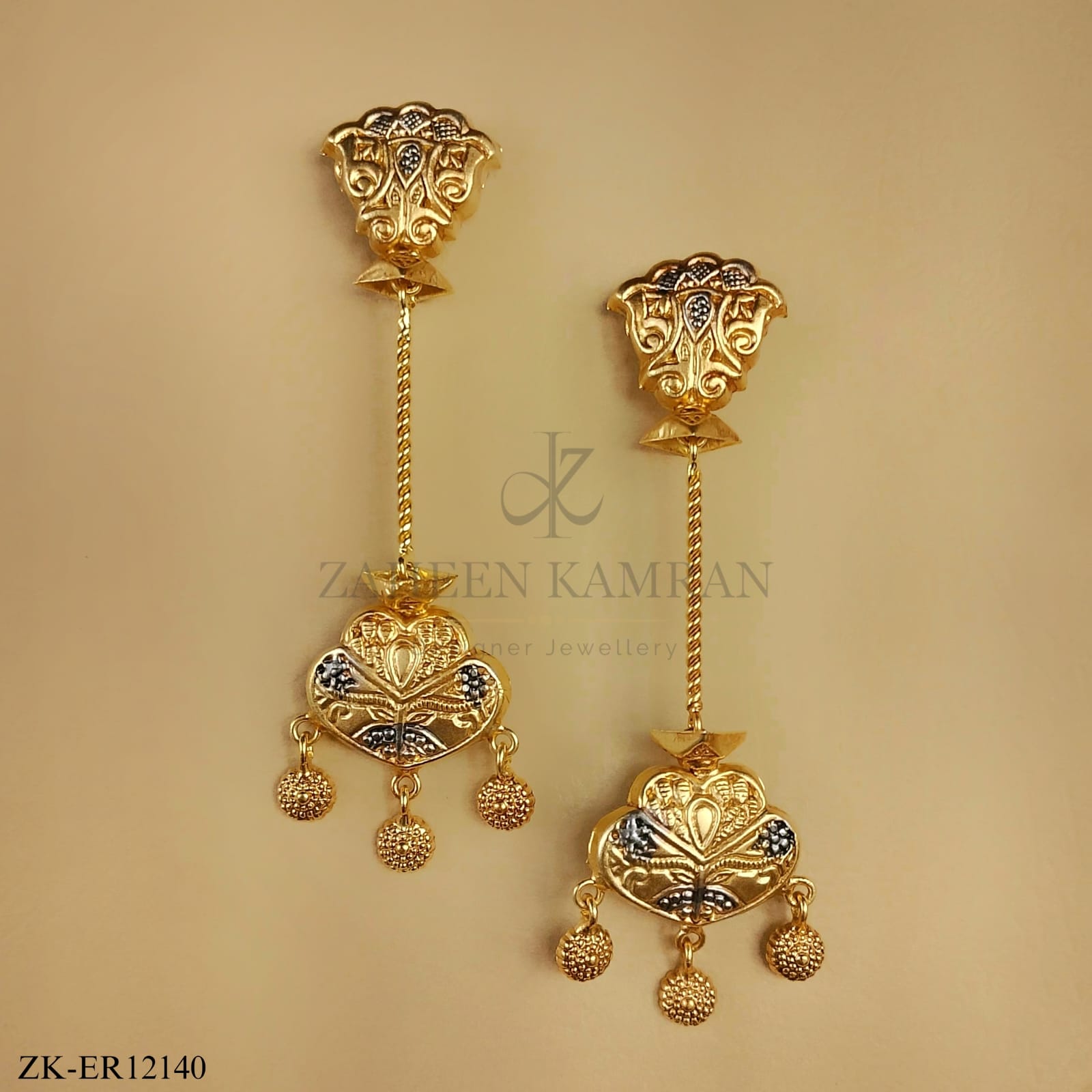 GOLDEN CHAIN EARRINGS