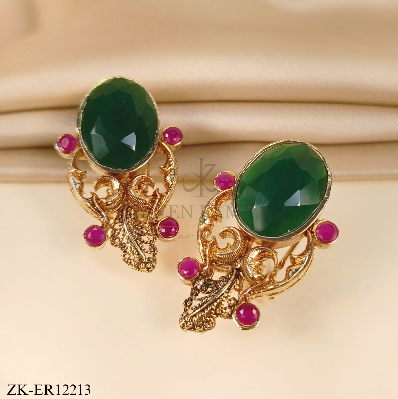 EMERALD EARRINGS