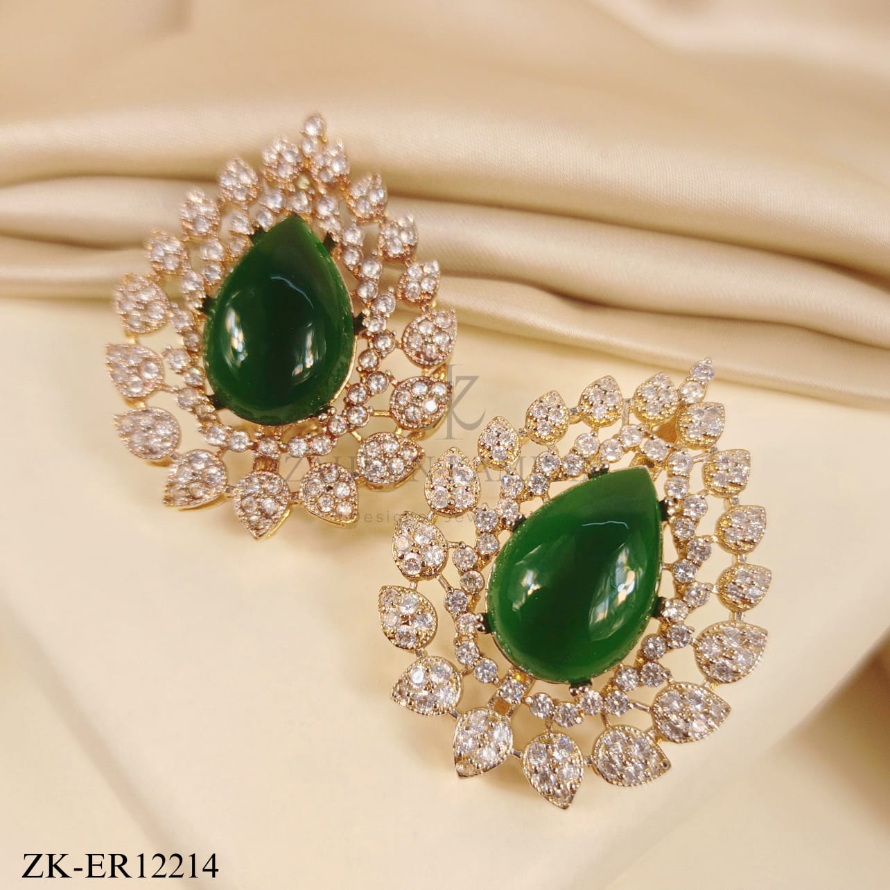 EMERALD EARRINGS
