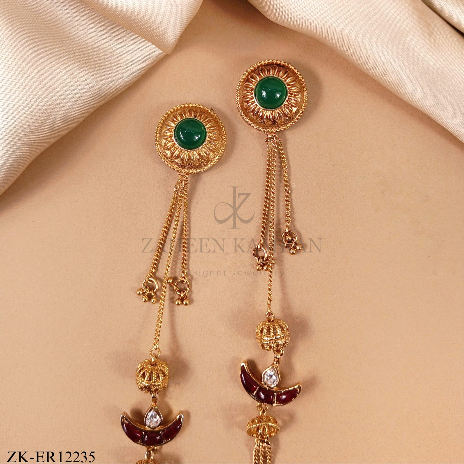 EMERALD LONG EARRINGS