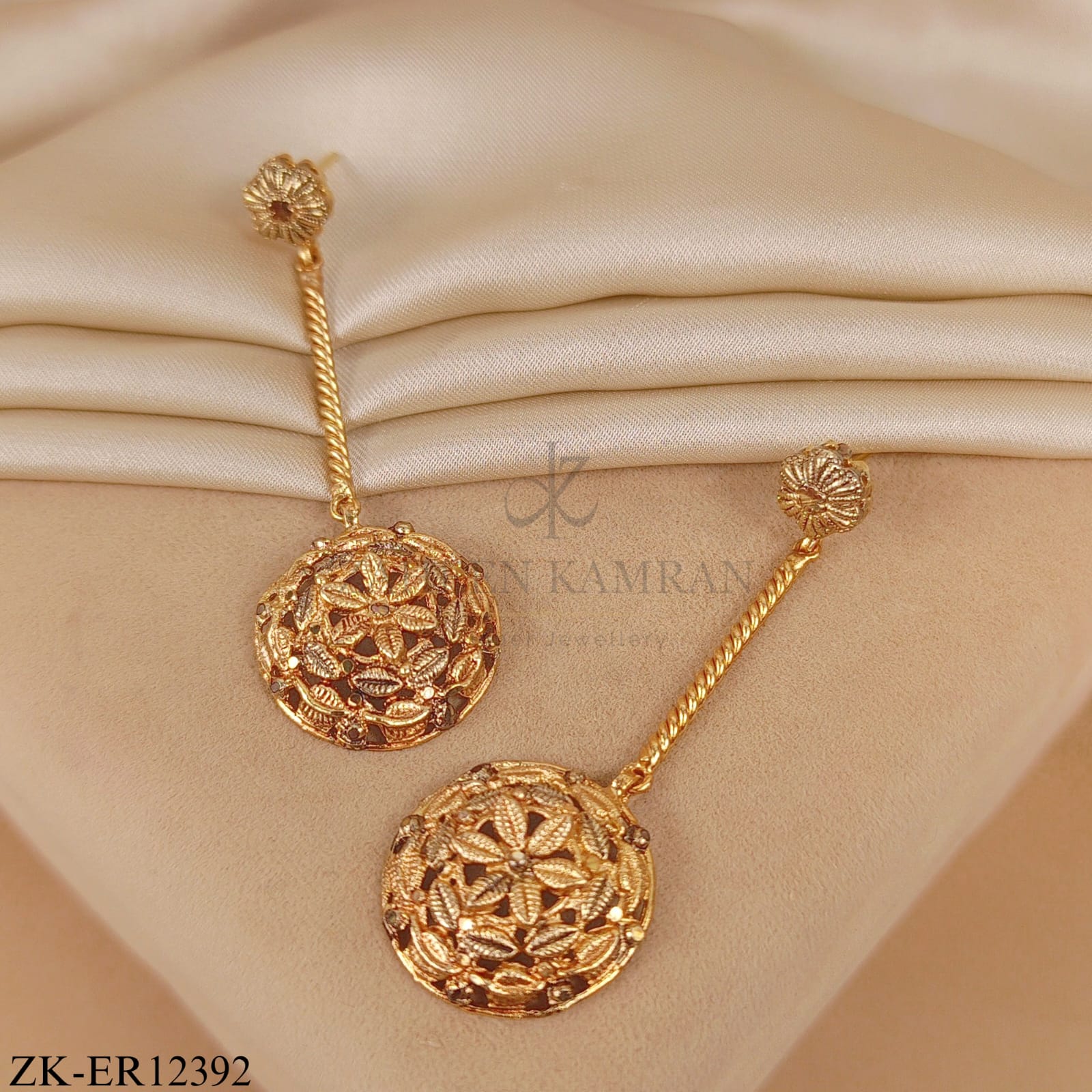 GOLDEN FILIGREE FLORAL DROP EARRINGS