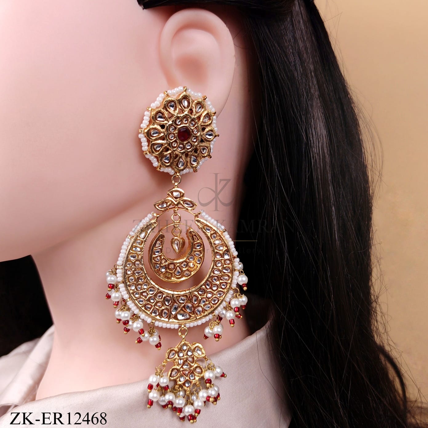 GOLDEN KUNDAN CHANDBALI EARRINGS