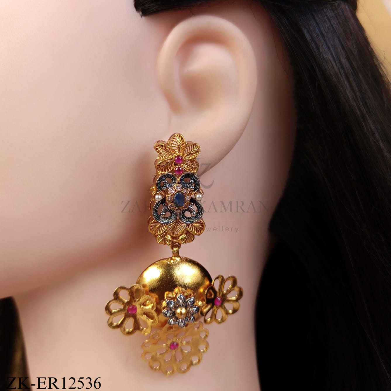 MULTI FLORAL TOP WITH PINK ZIRCONIA
